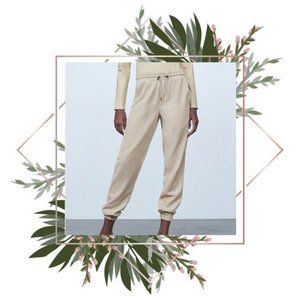 𝙇𝘼𝙎𝙏 𝘾𝙃𝘼𝙉𝘾𝙀 ZARA | Jogger Pants